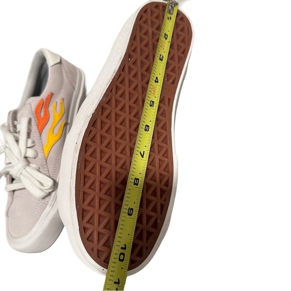 Straye Logan Flame Cream Rainbow Sneaker Skate Shoe Unisex Adult W 9.5 Men 8 EUC main image 12
